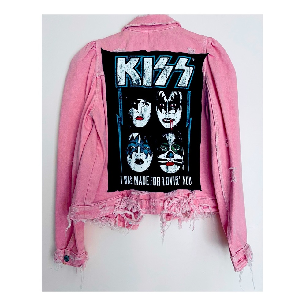 ZARA  Puff Sleeve KISS Pink Distressed Denim Jacket with Kiss Patches XS